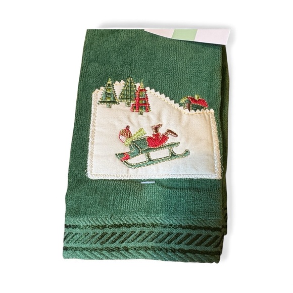 Christmas Embroidered Green Guest Towel Set NWT - Picture 9 of 12